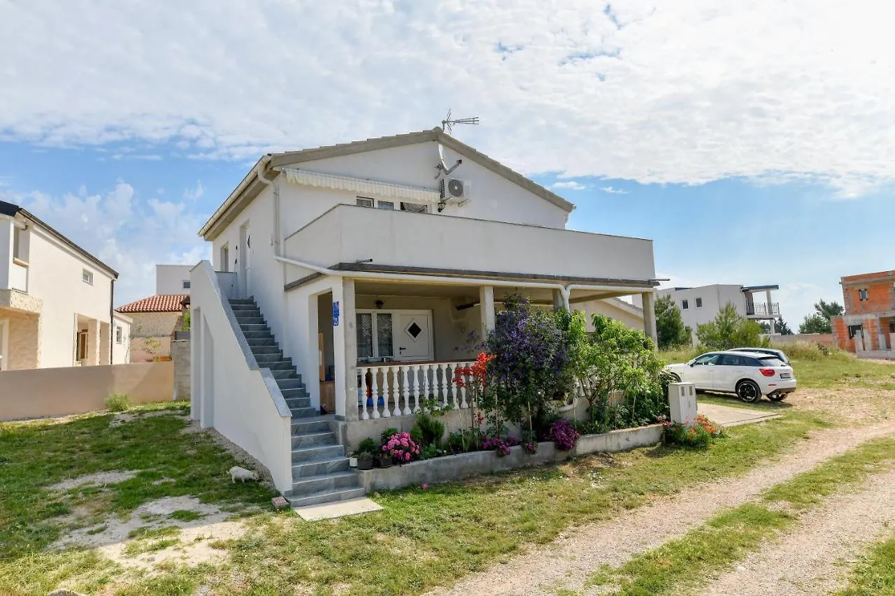 Apartment Jaga Vir