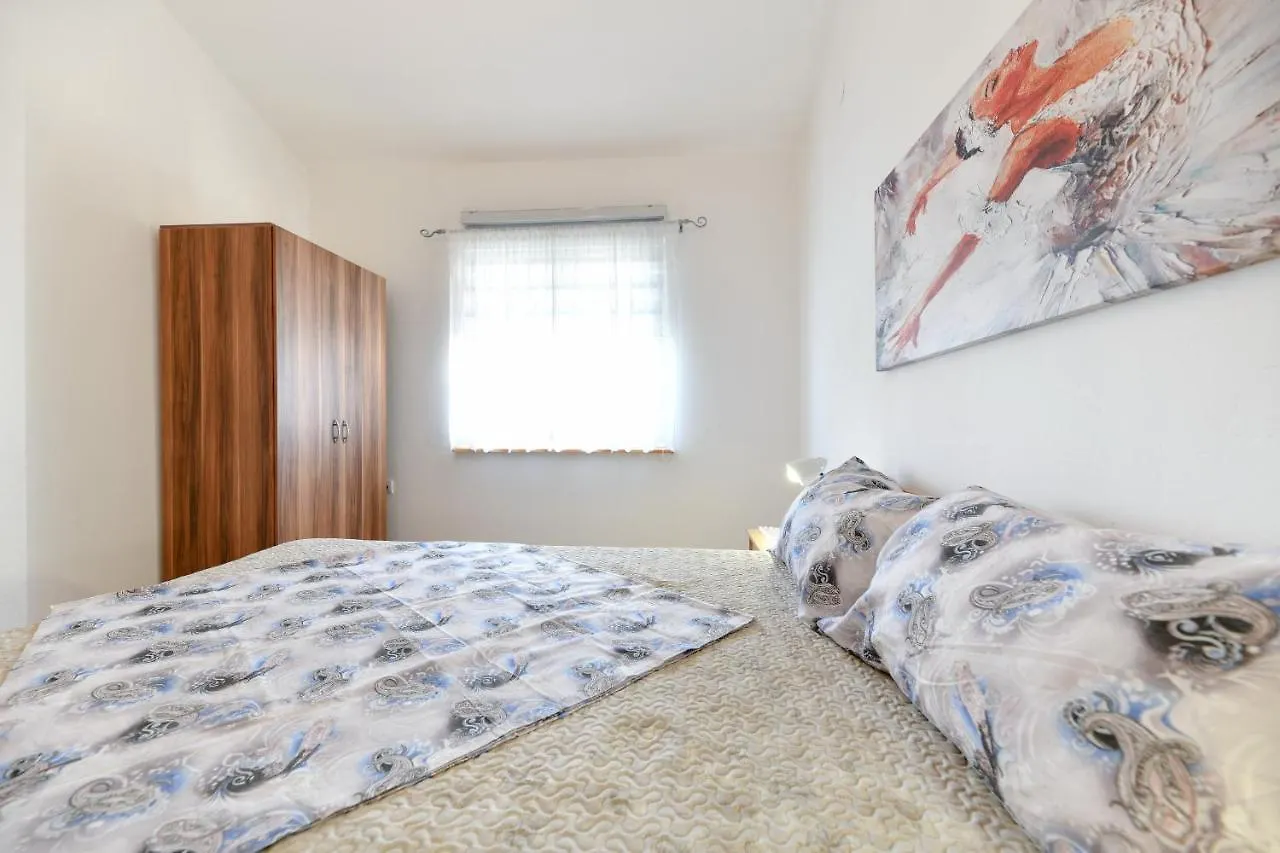 Apartment Jaga Vir